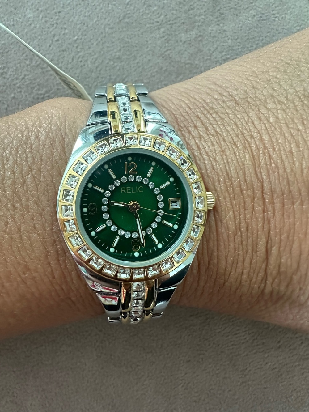 Relic by Fossil Green Crystal Accent Watch Two Tone Silver Gold NWT